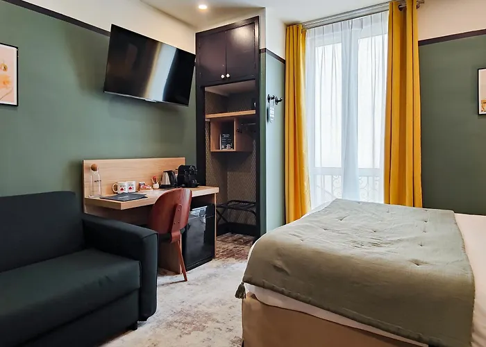 Hotel De France, Un Hotel Ammi