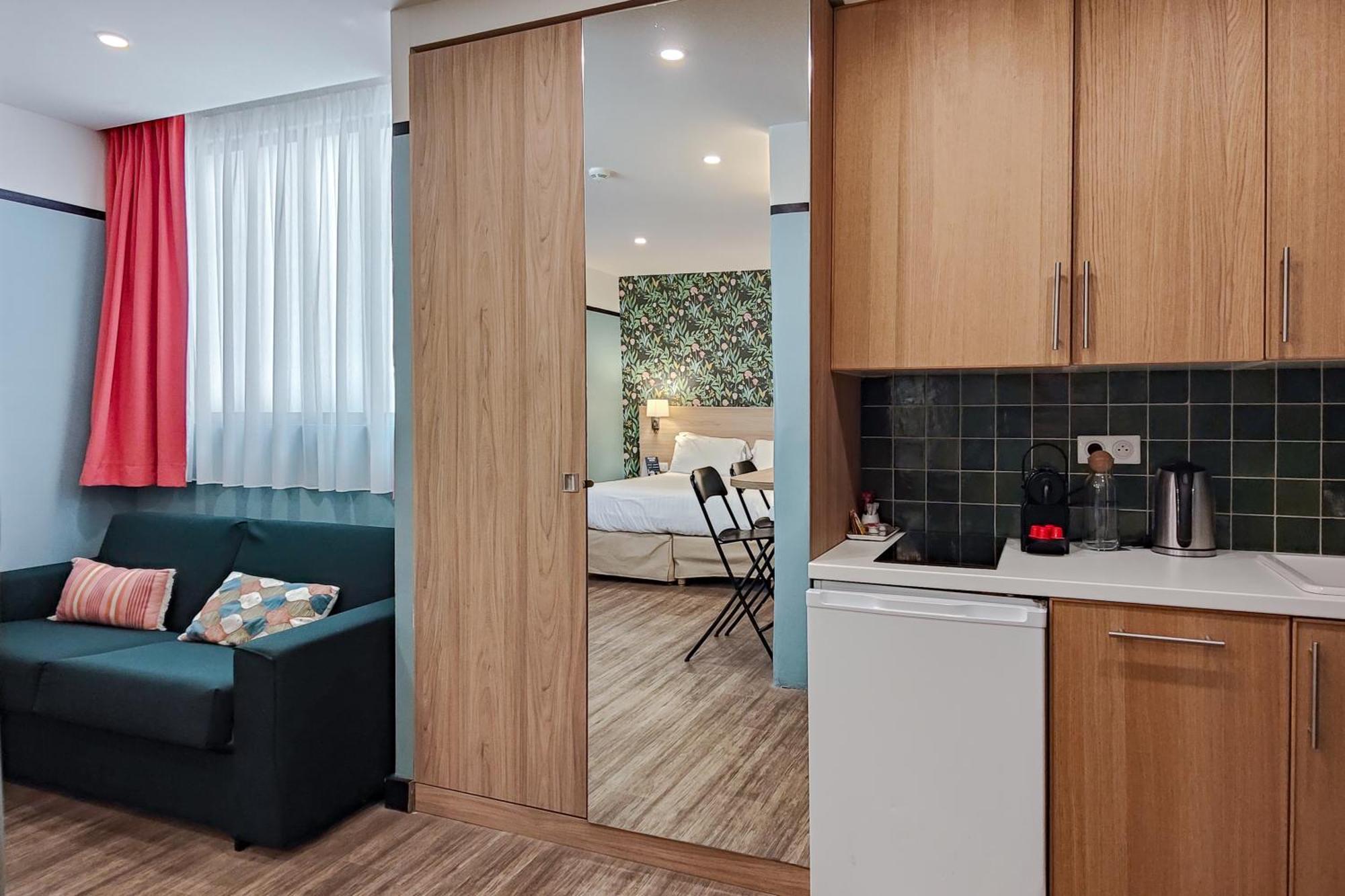 De France, Un Ammi Hotel