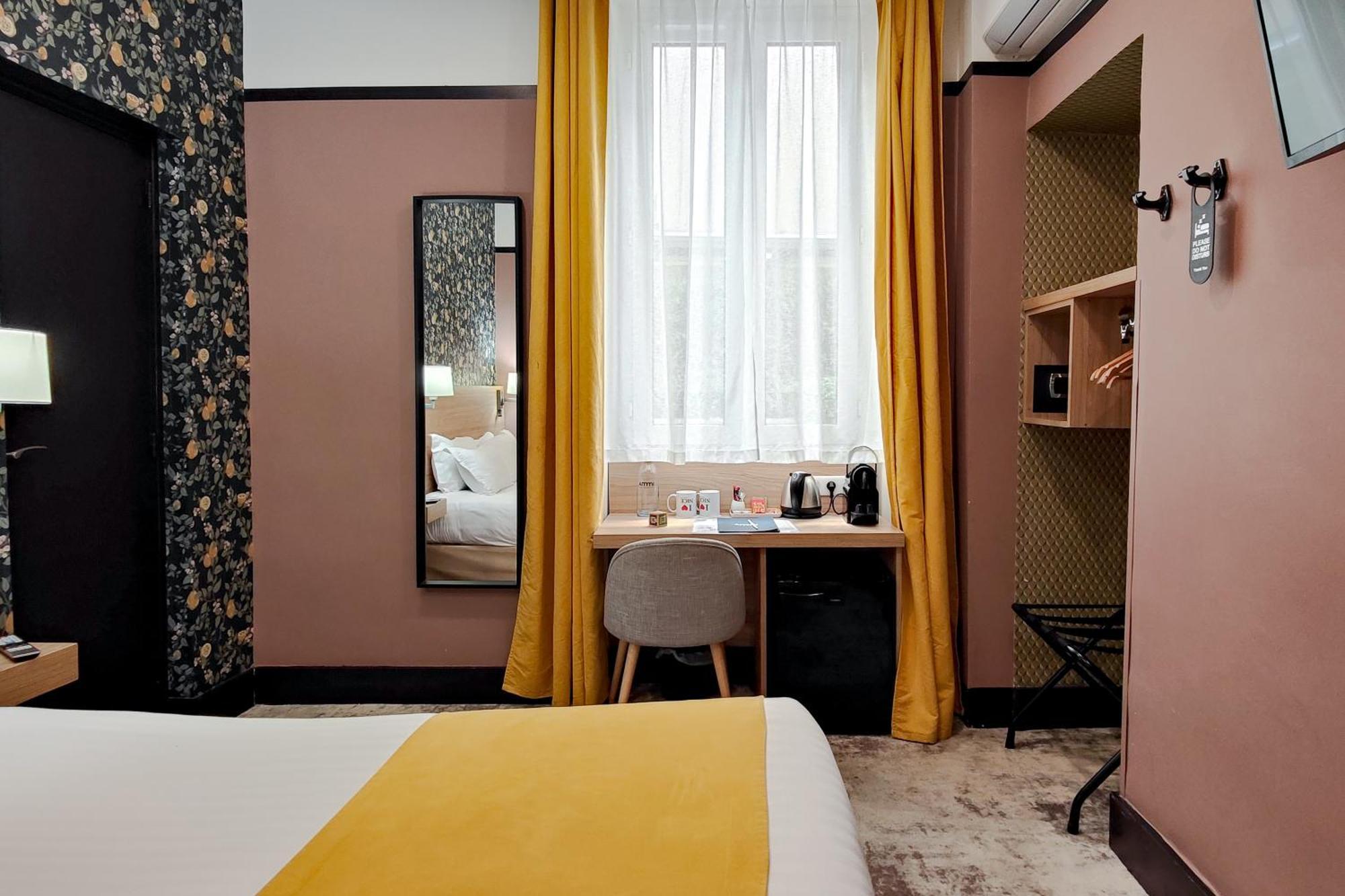 De France, Un Ammi 3* Nizza