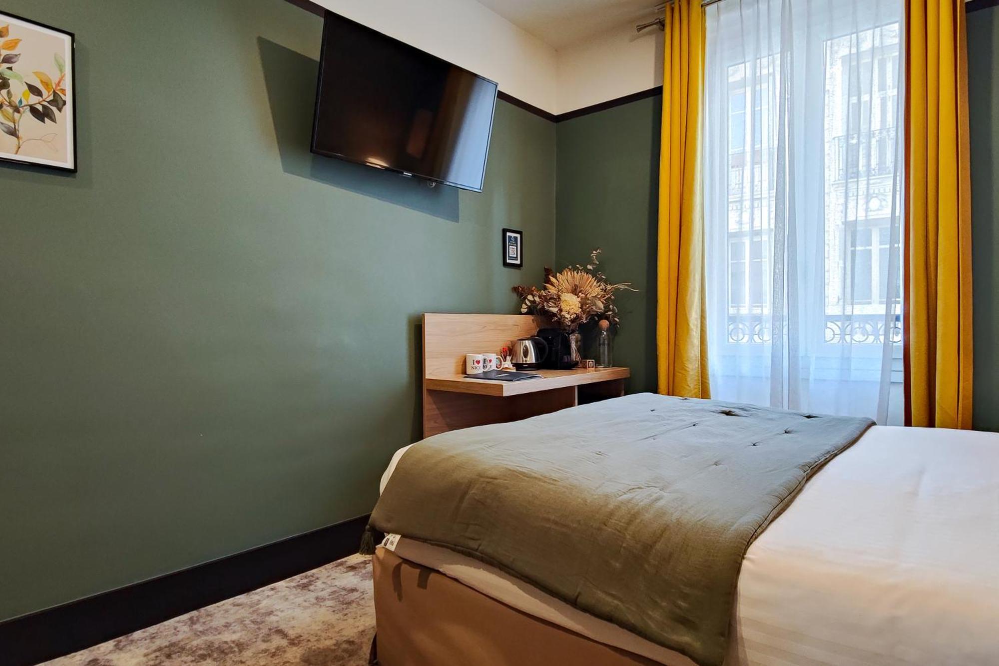 De France, Un Ammi Hotel Nice