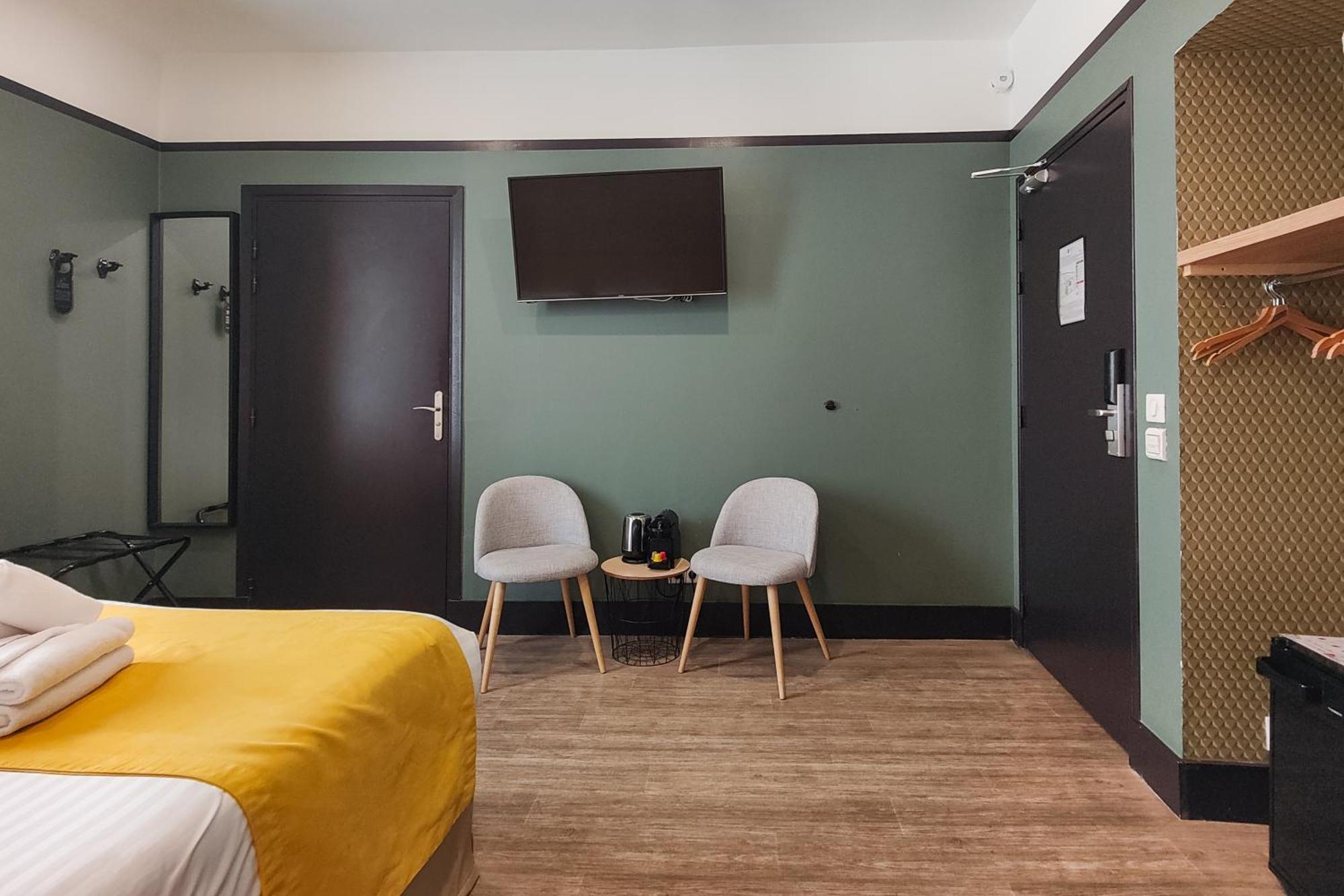 De France, Un Ammi Hotel